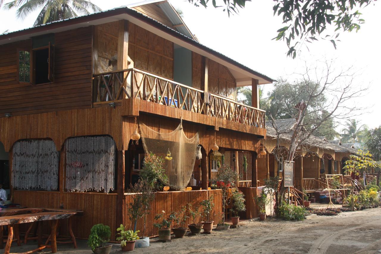 Soe Ko Ko Beach House & Restaurant Ngwesaung Ngoại thất bức ảnh